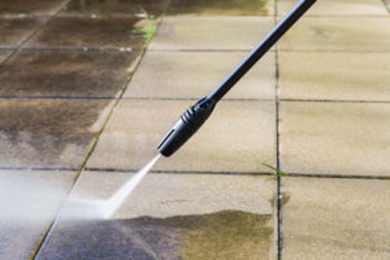 cleaning pavements