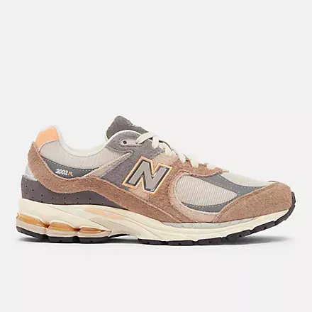 New Balance -2002R Mushroom with Hazy Peach and Castlerock