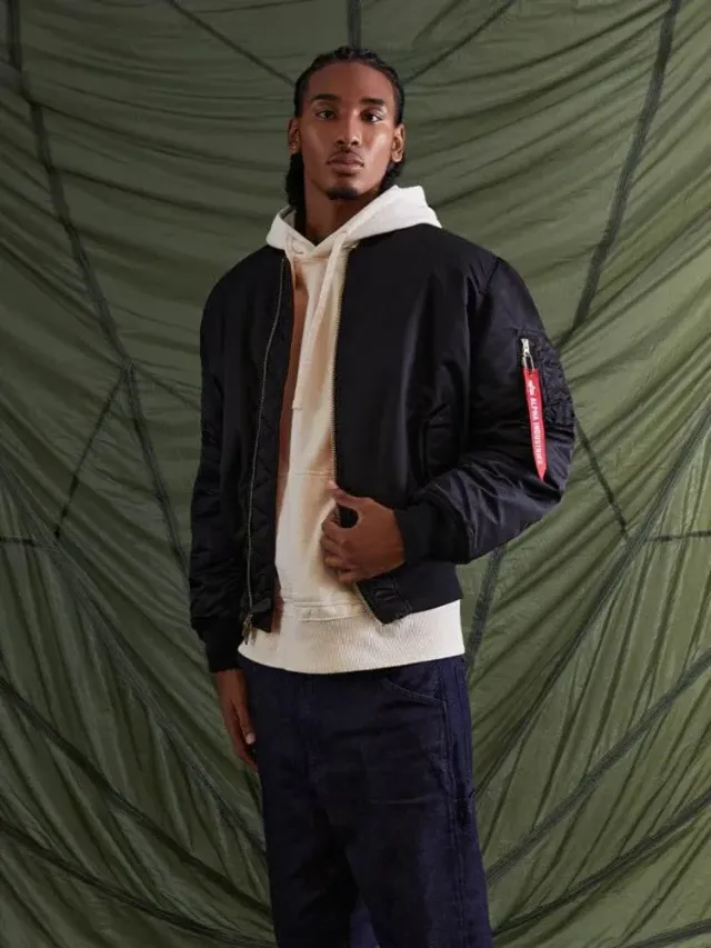 Alpha Industries - MA-1 Bomber Jacket (Heritage)