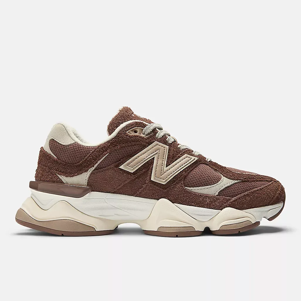 New Balance- 9060 Rich Oak with Timberwolf