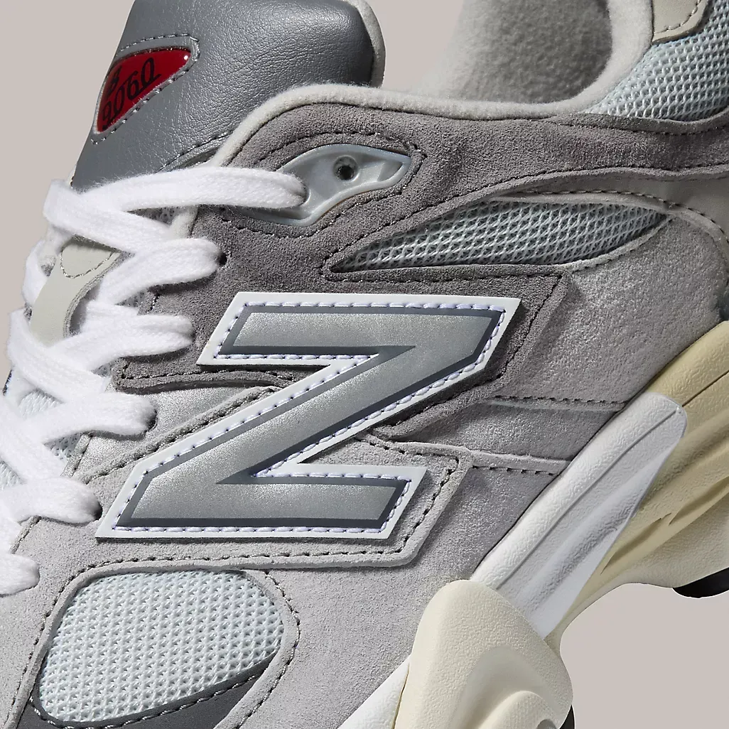 New Balance- 9060 Raincloud with Castlerock