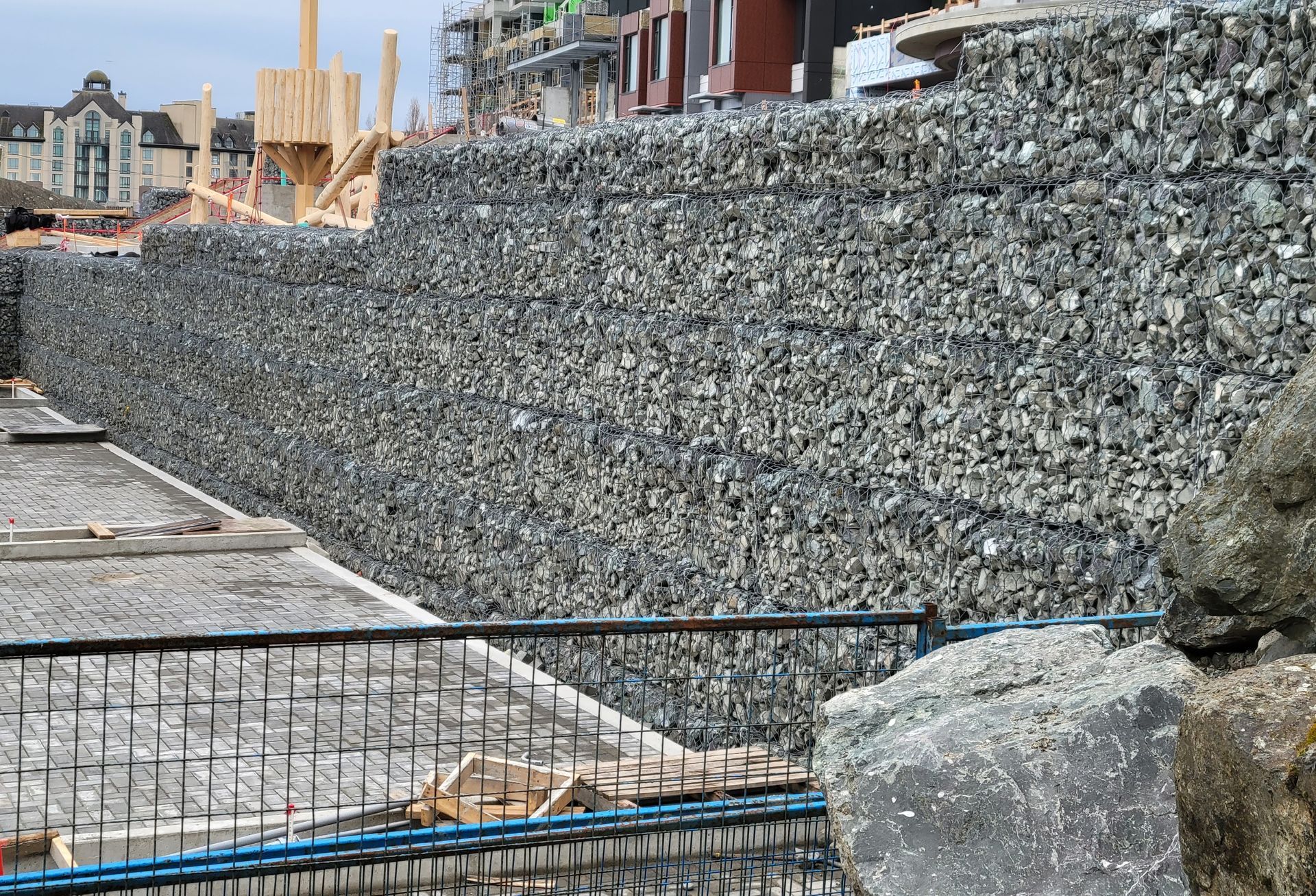 large gabion retaining wall