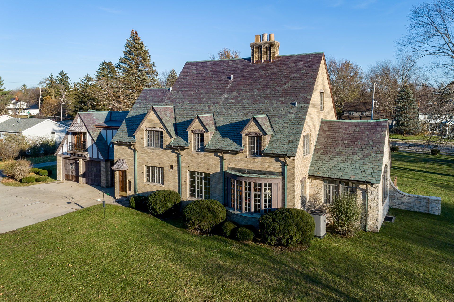 Lion House 18