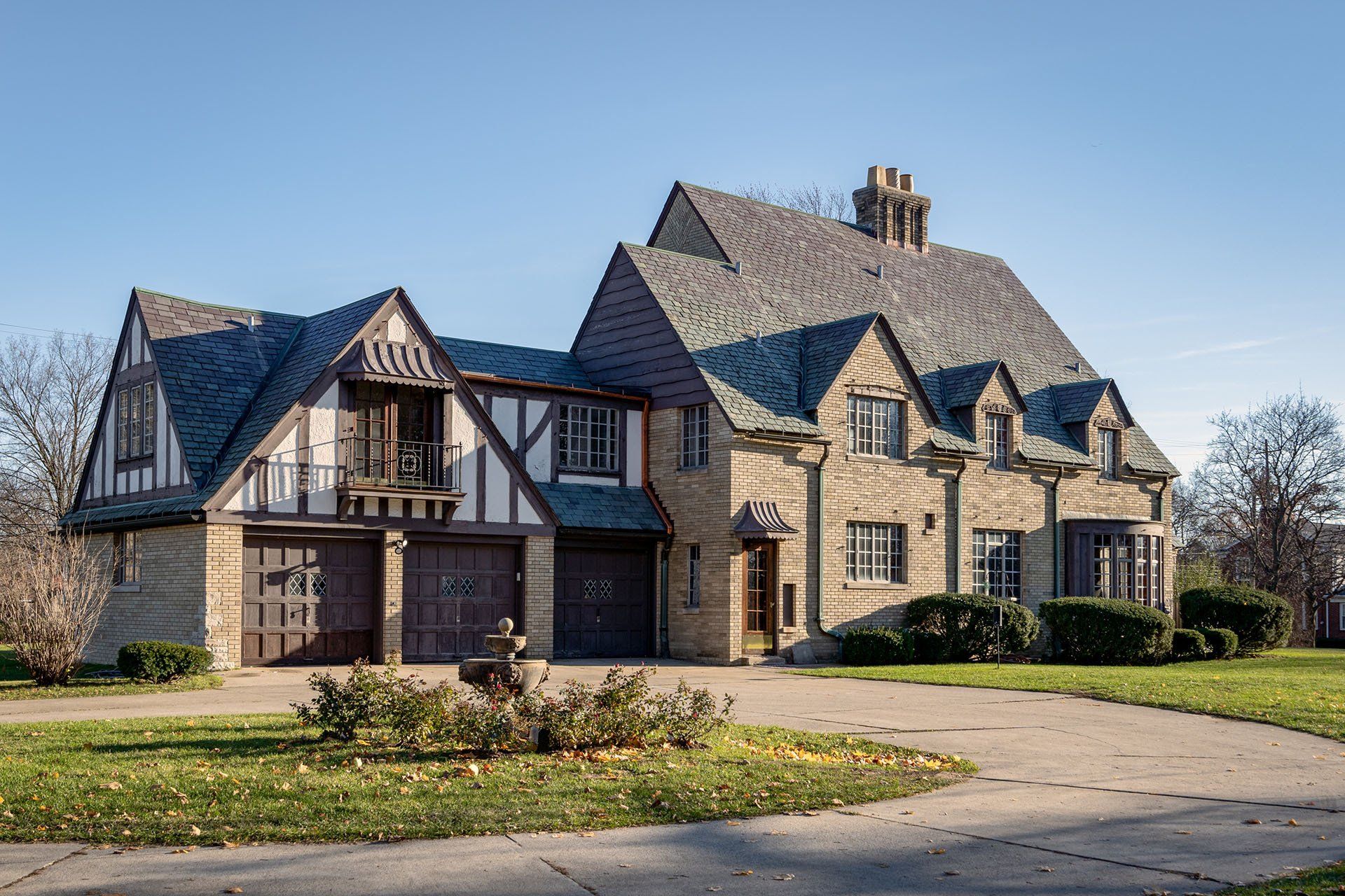 Lion House 12