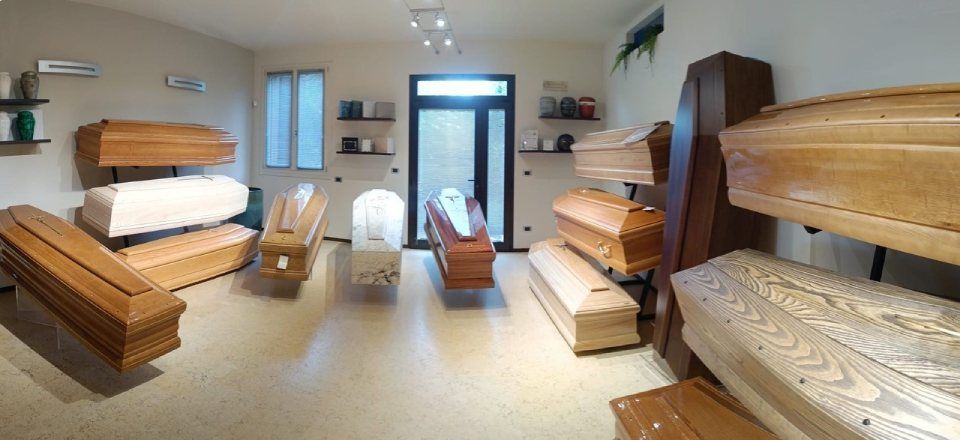 Showroom di cofani funebri