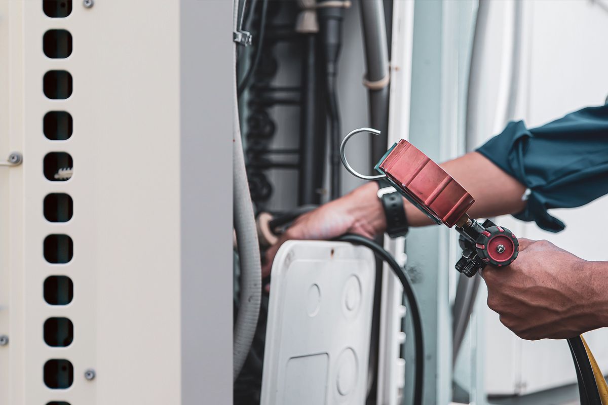 How Commercial HVAC Tune-Ups Reduce Operating Costs