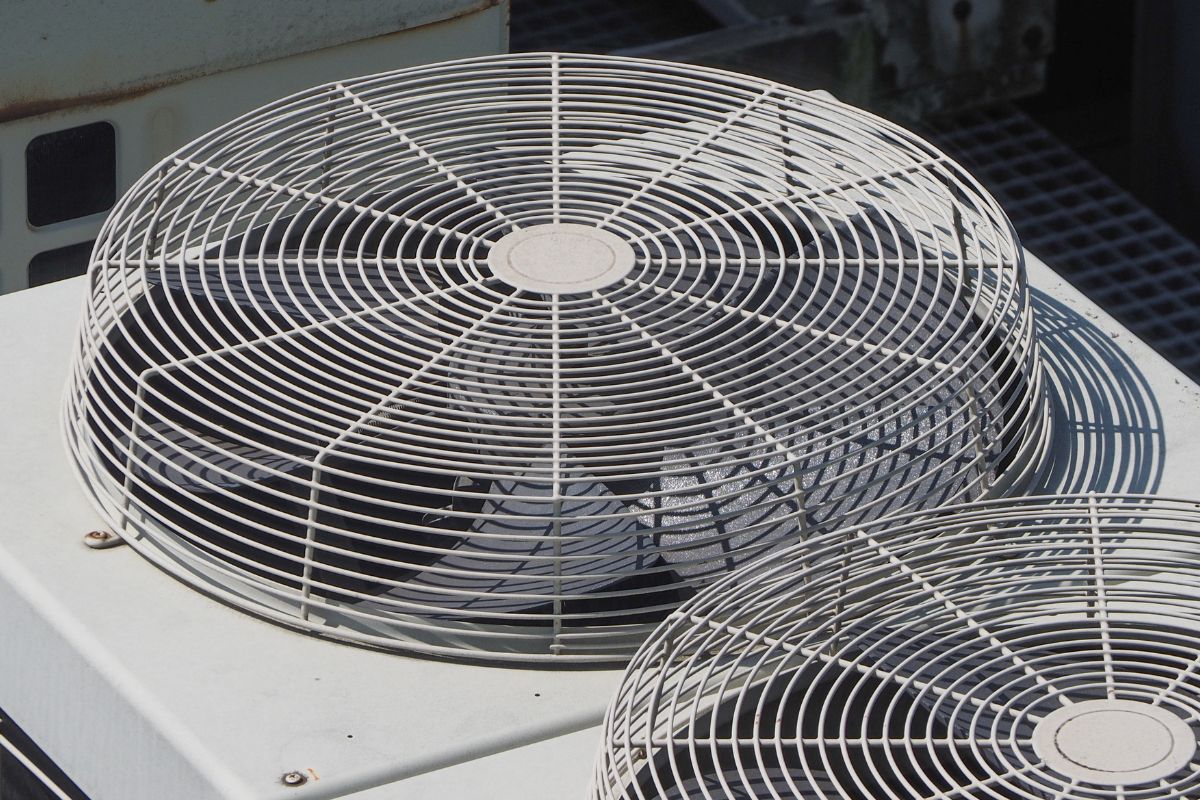 How Delayed HVAC Maintenance Leads to Emergency Repairs