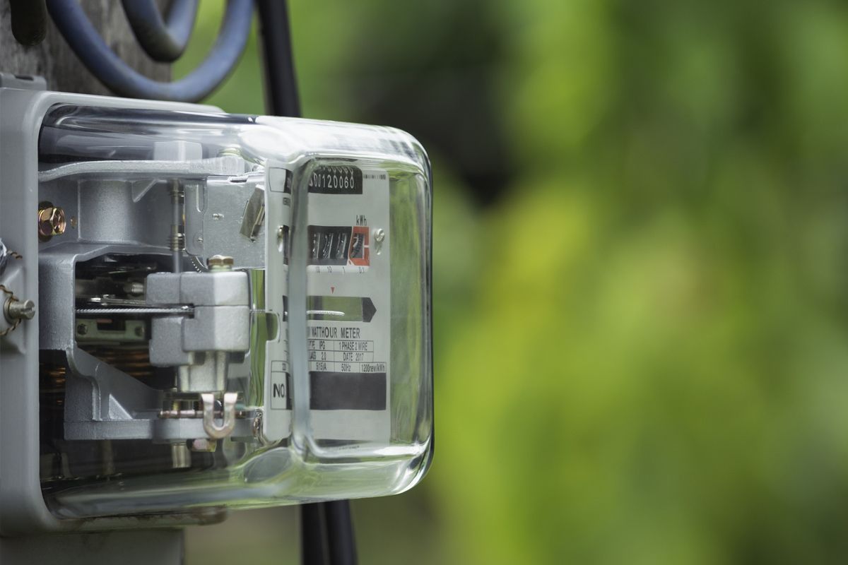Routine HVAC Service Saves Money on Electric Bills