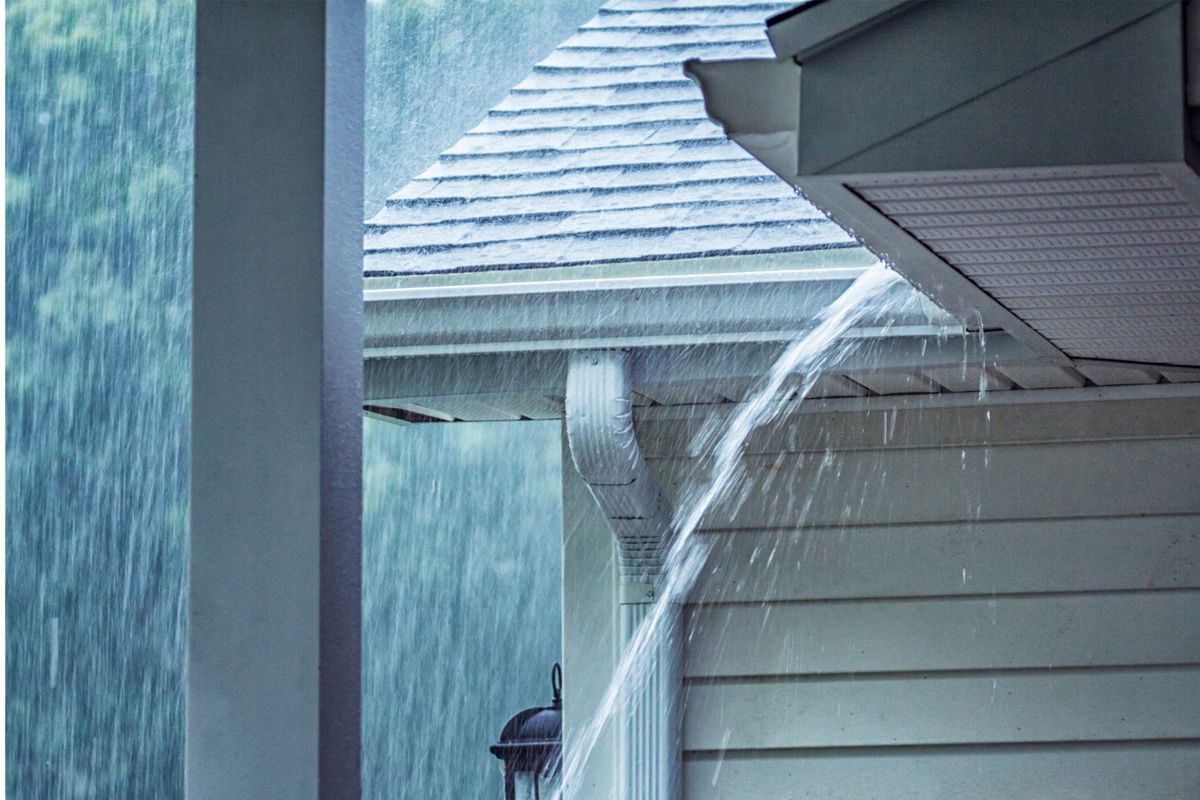 Storm-Related AC Problems Florida Homeowners Should Watch For