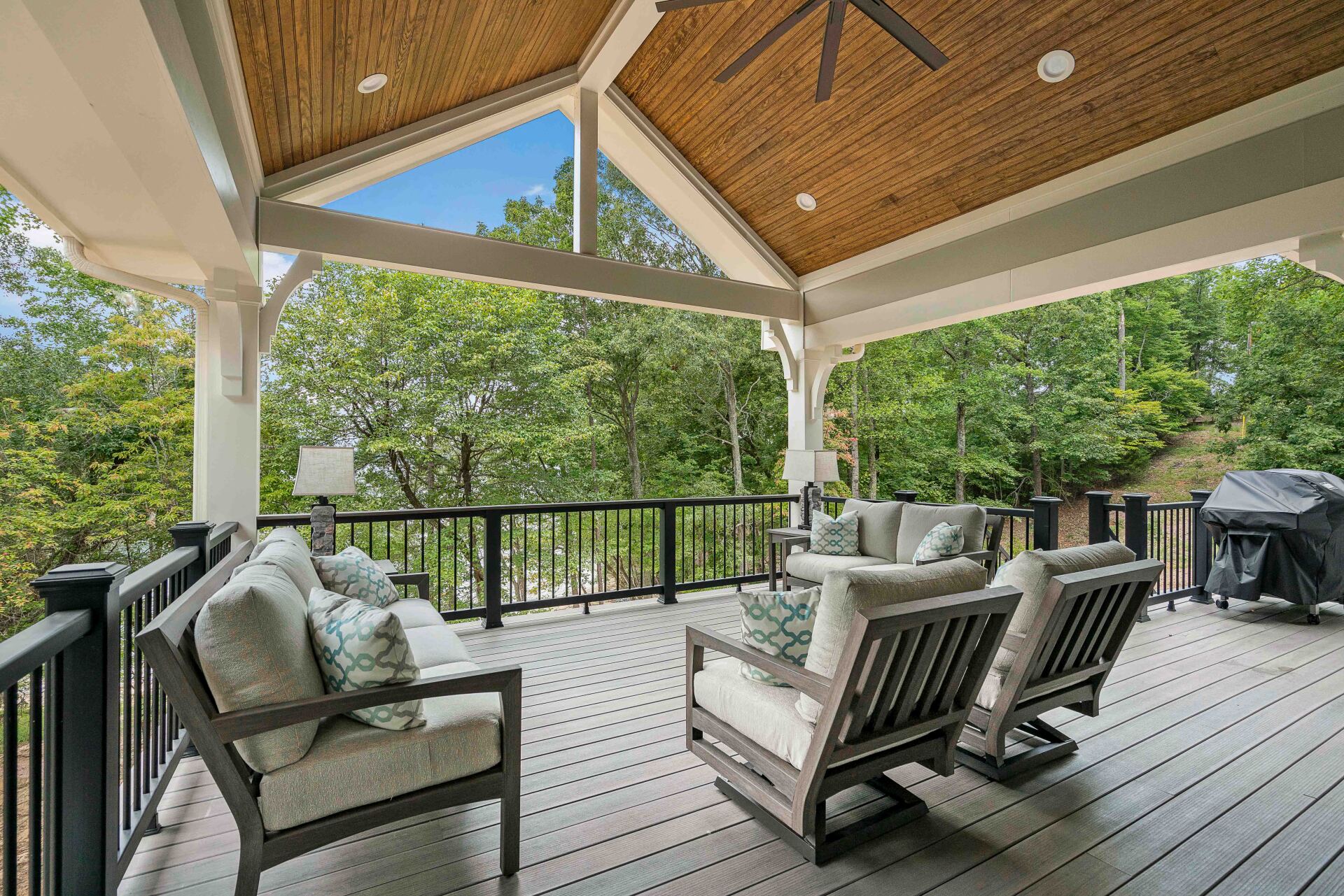 Murray - new construction project on Lake Wylie, NC completed in 2019