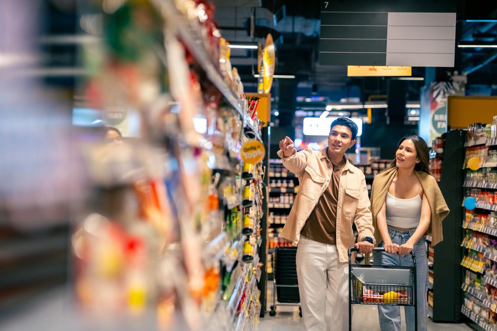 Two Filipino shoppers in the supermarket
