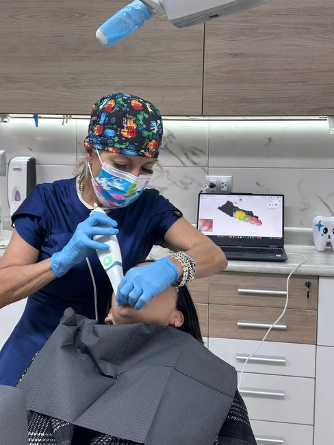 Consultorio odontológico digital de Plusdent Perú