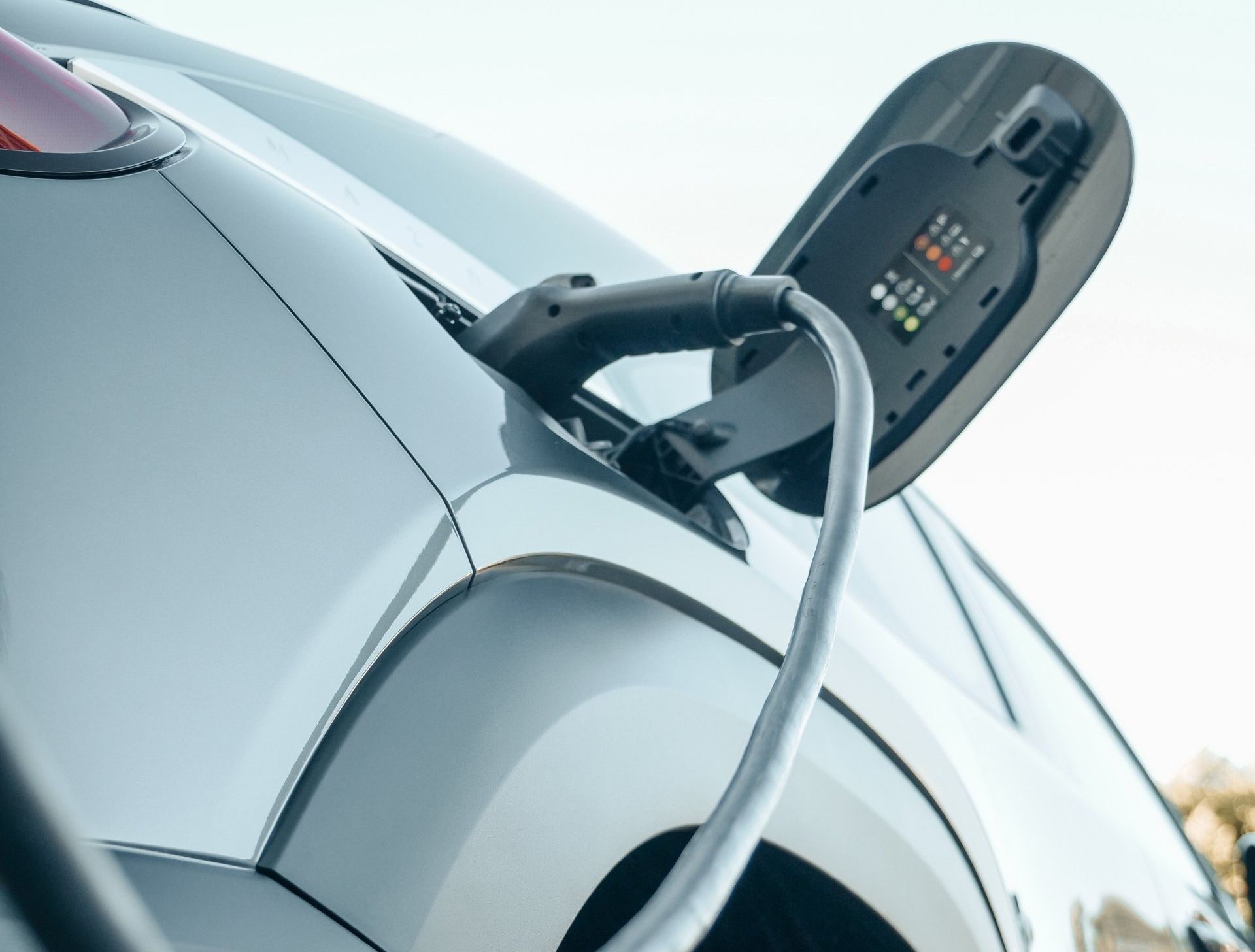 do electric cars need servicing