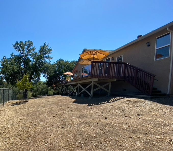 House with excellent defensible space in zone zero