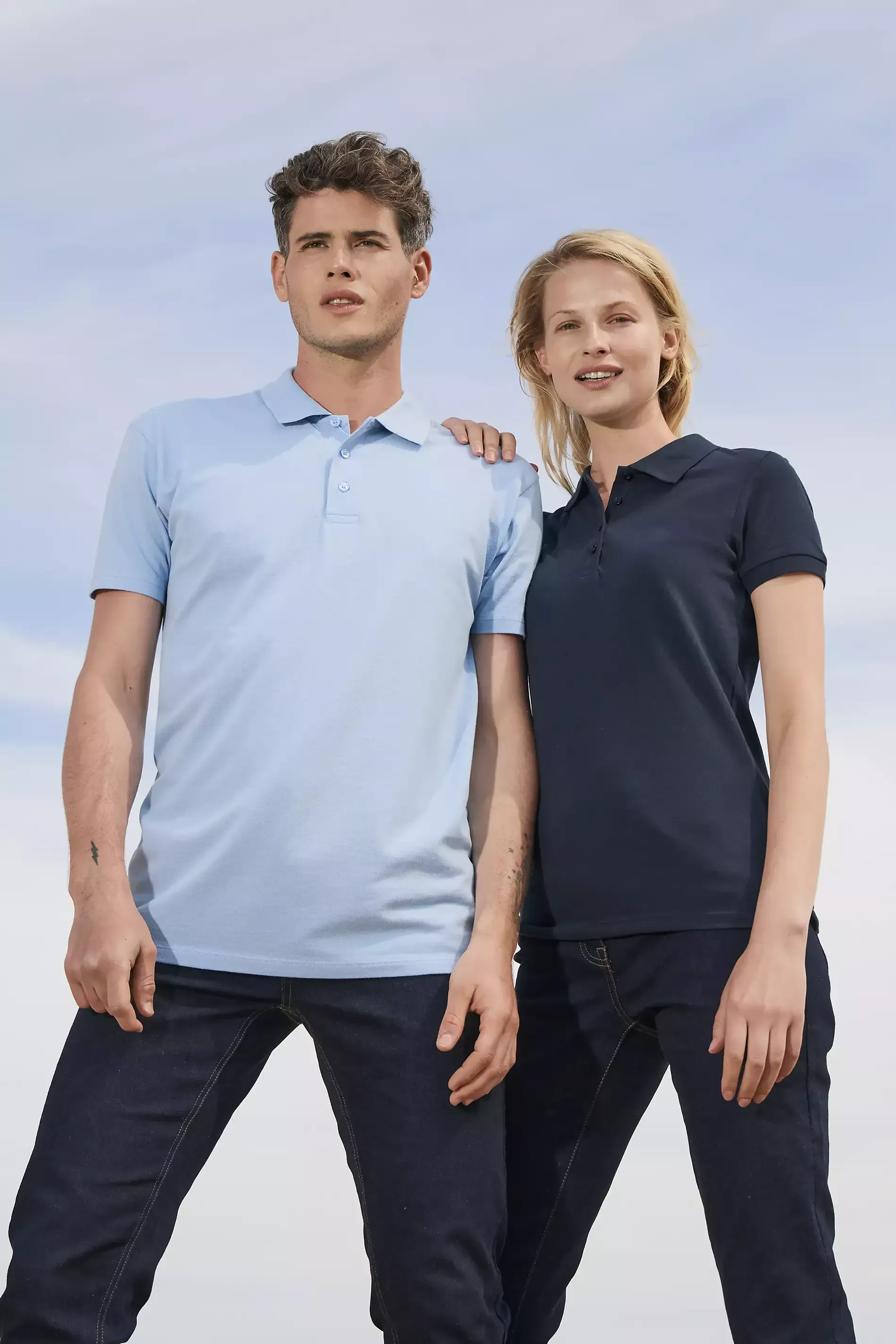 B&C E150 t-shirt παλέτα 55 χρωμάτων για εταιρική ταυτότητα
