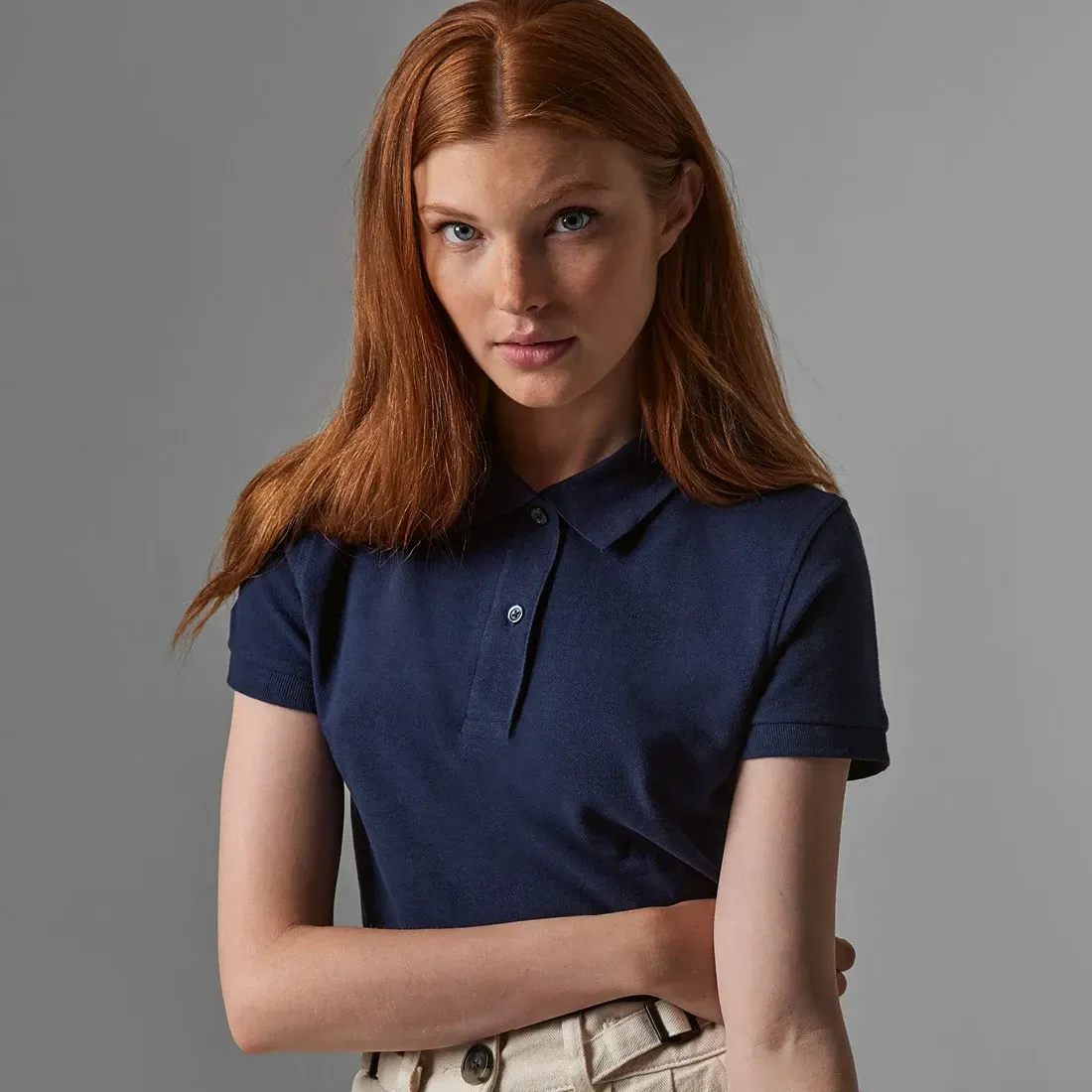 B&C E150 t-shirt παλέτα 55 χρωμάτων για εταιρική ταυτότητα
