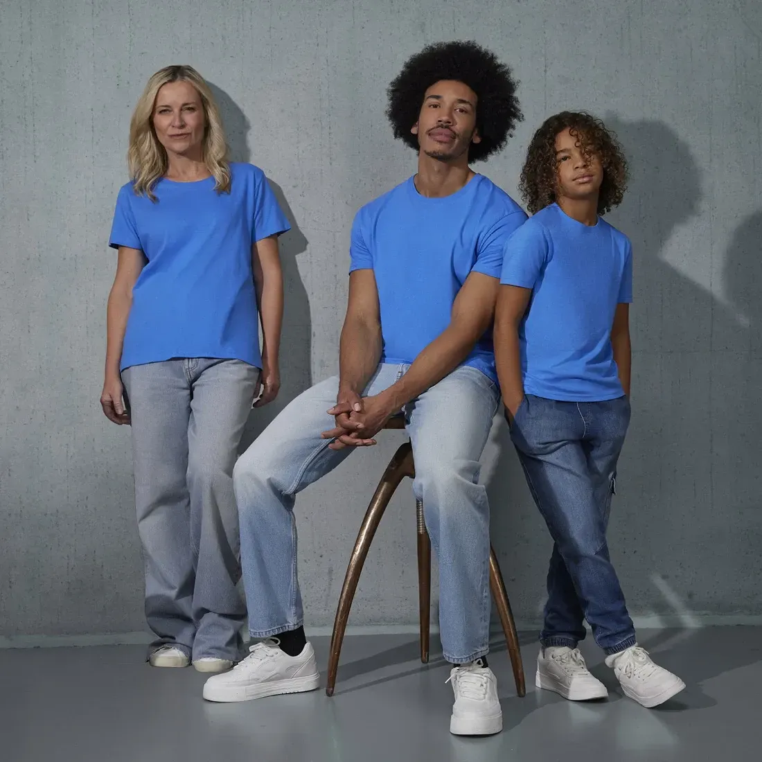 B&C E150 t-shirt παλέτα 55 χρωμάτων για εταιρική ταυτότητα