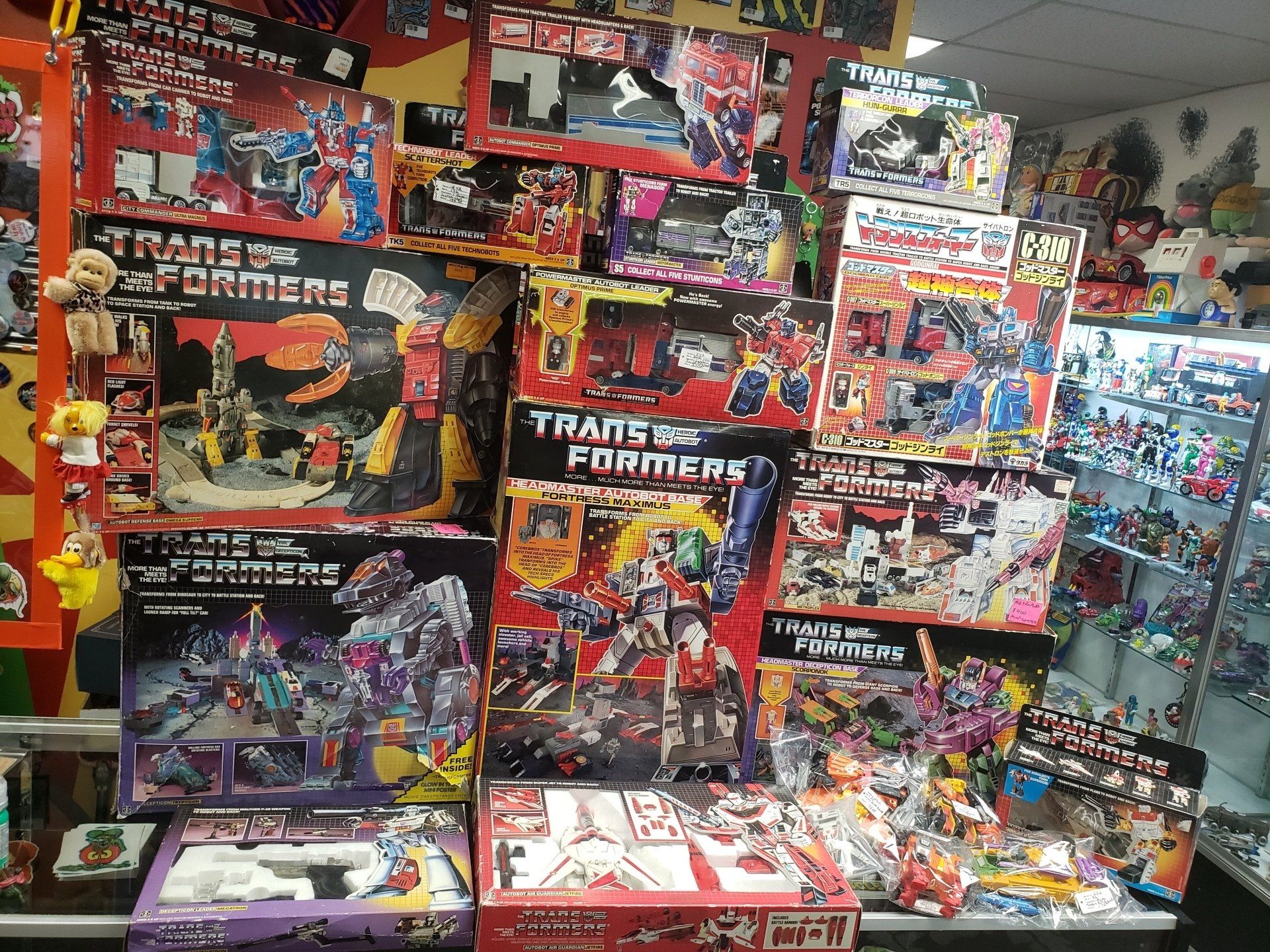 Incredible Transformers Lot of Boxed Transformers!!