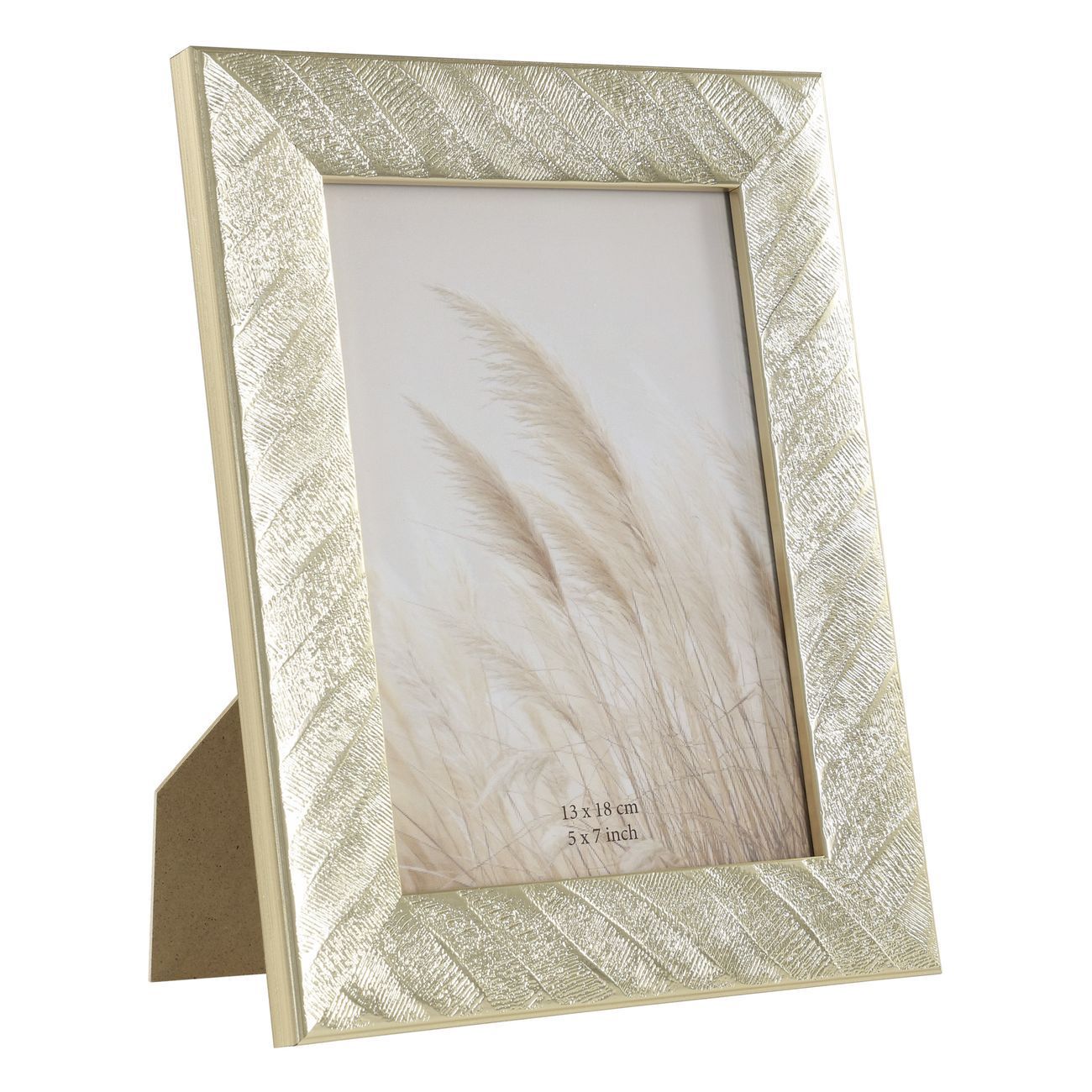 Decoratieve fotolijst met goudkleurige textuur en een beige inzetstuk met grasprint.