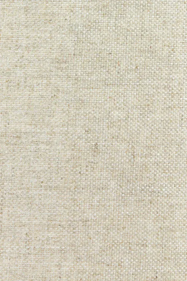 Beige, gestructureerde cilindrische lampenkap op een witte achtergrond