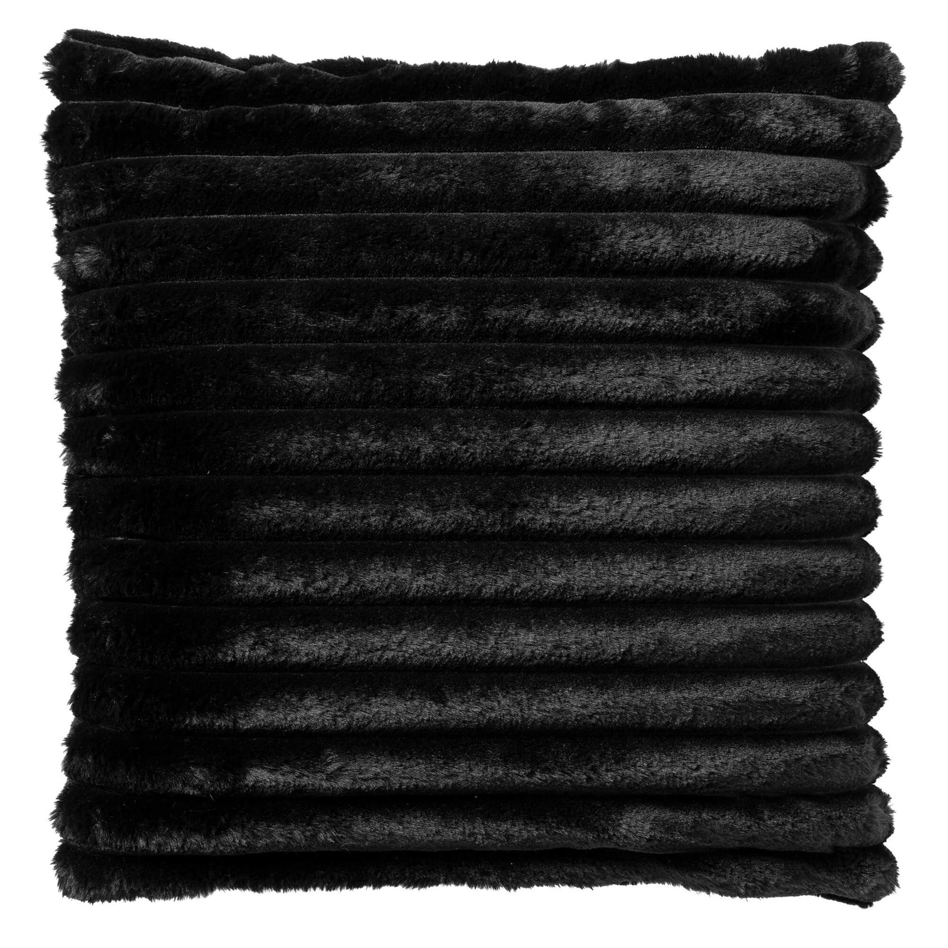 Zwart vierkant met textuur en horizontale ribbels of geribbelde lagen.