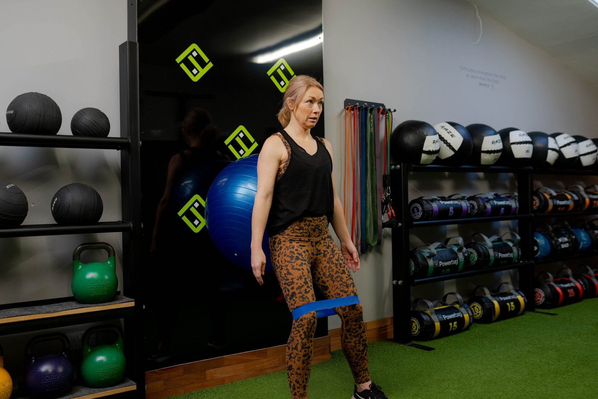 glute activation at real fitness 