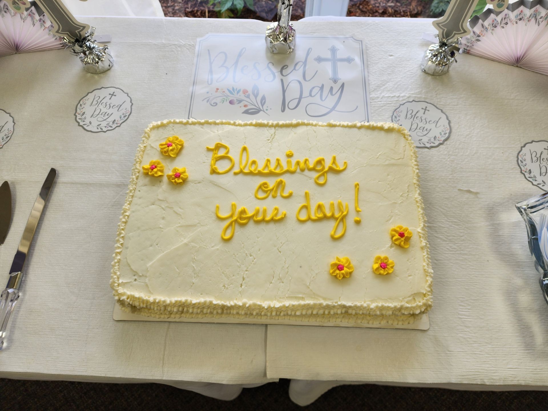 Rectangular cake with 