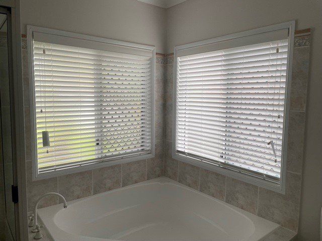 Bathroom Blinds & Econowood