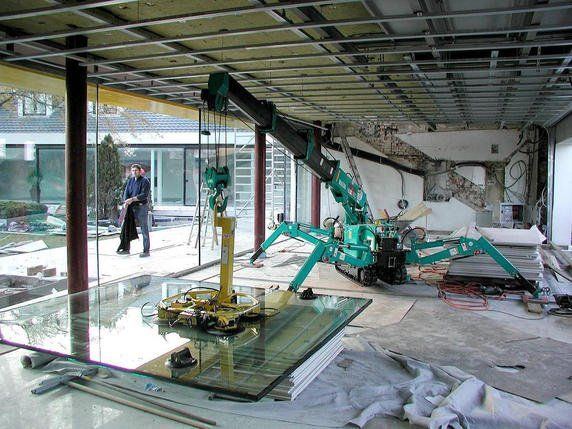 Spider Crane— Mini Crane Hire In Gold Coast, NSW