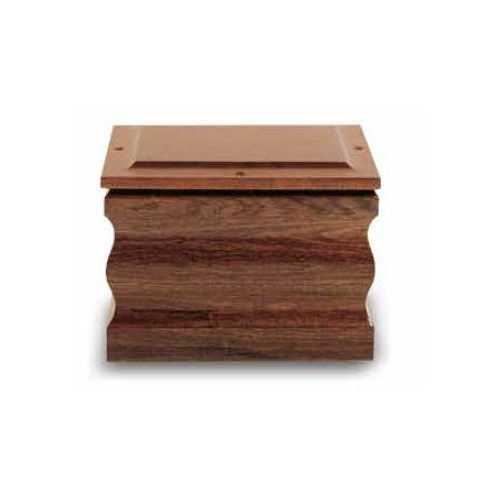 Urna in legno di forma quadrata