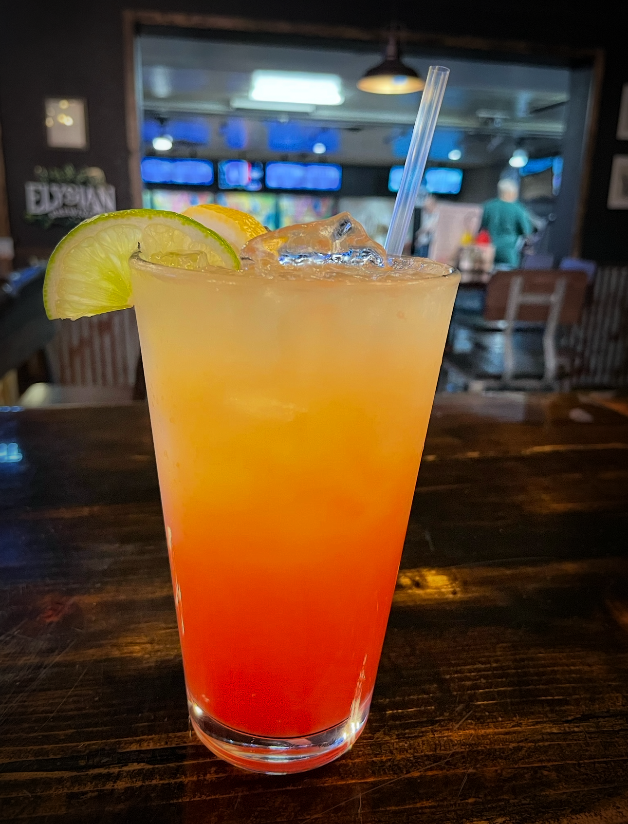 drinks at walkers bar in fairway lanes