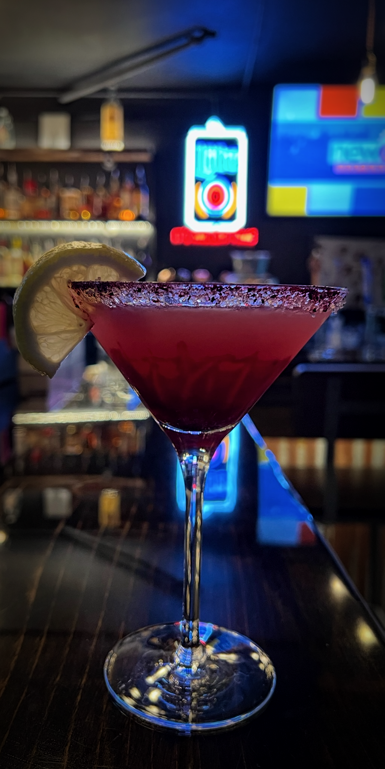 drinks at walkers bar in fairway lanes