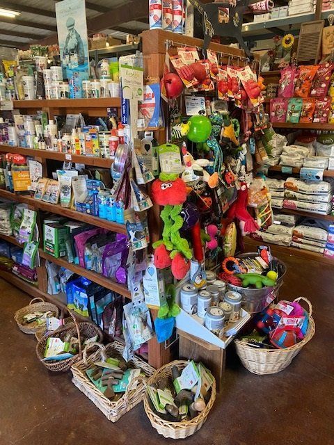 Pet Food And Supplies | Santa Cruz, CA | Westside Farm and Feed Pet Food And Supplies | Santa Cruz, CA | Westside Farm and Feed