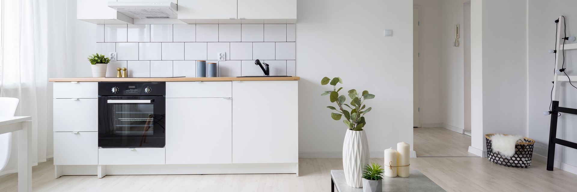 Modern studio apartment with kitchenette Modern studio apartment with kitchenette