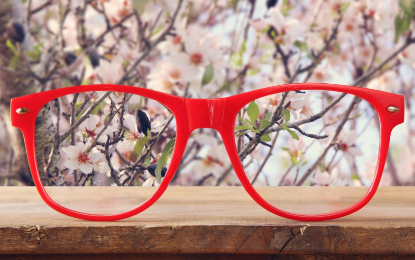 Spring Break and Your Eyes: The Importance of UV Protection for All Ages | Ross Eye Institute 