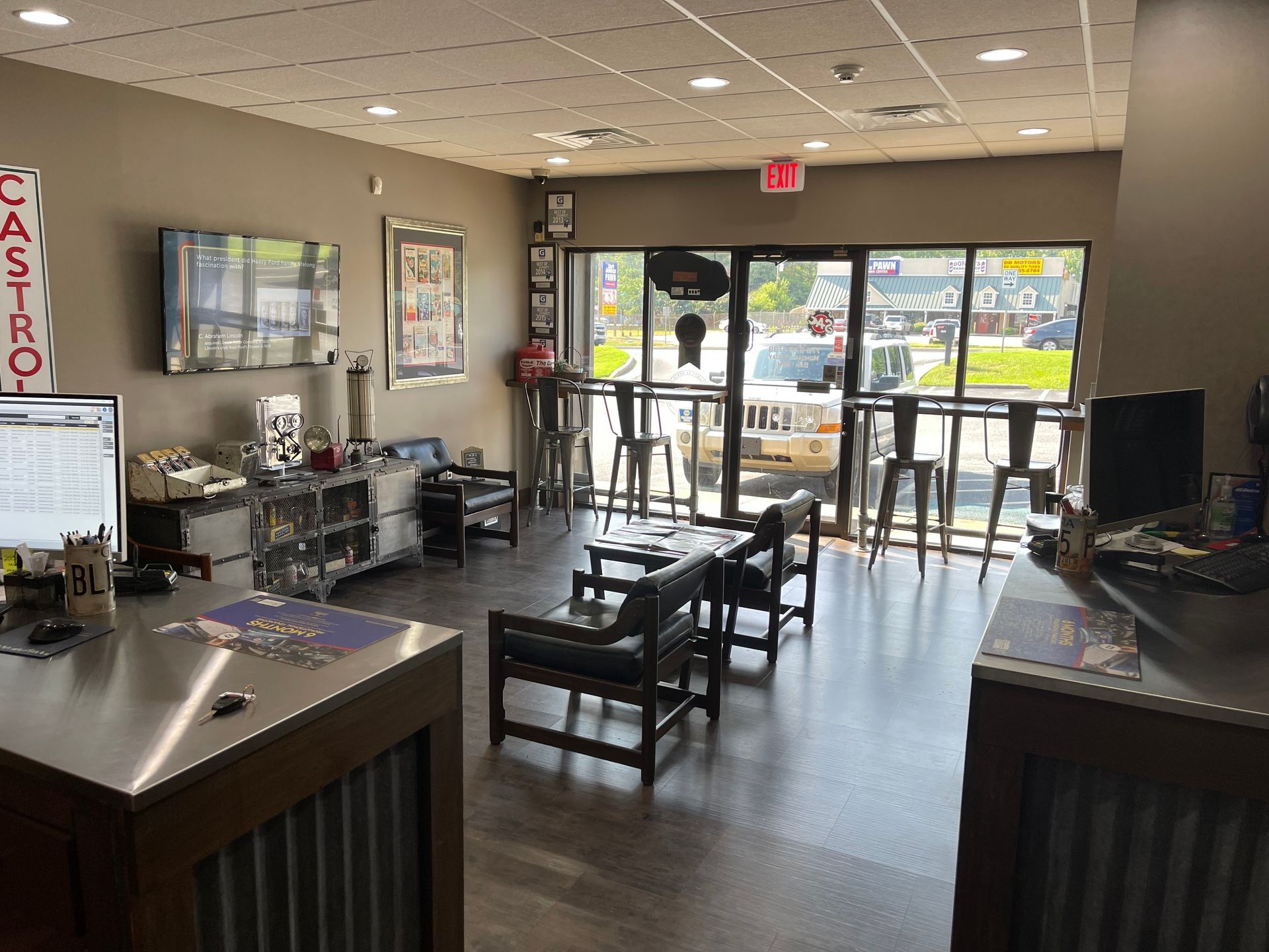 SAC Office Interior | Snellville Auto Center