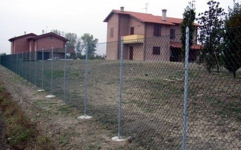 Recinzione a confine di giardino - Mafer bologna