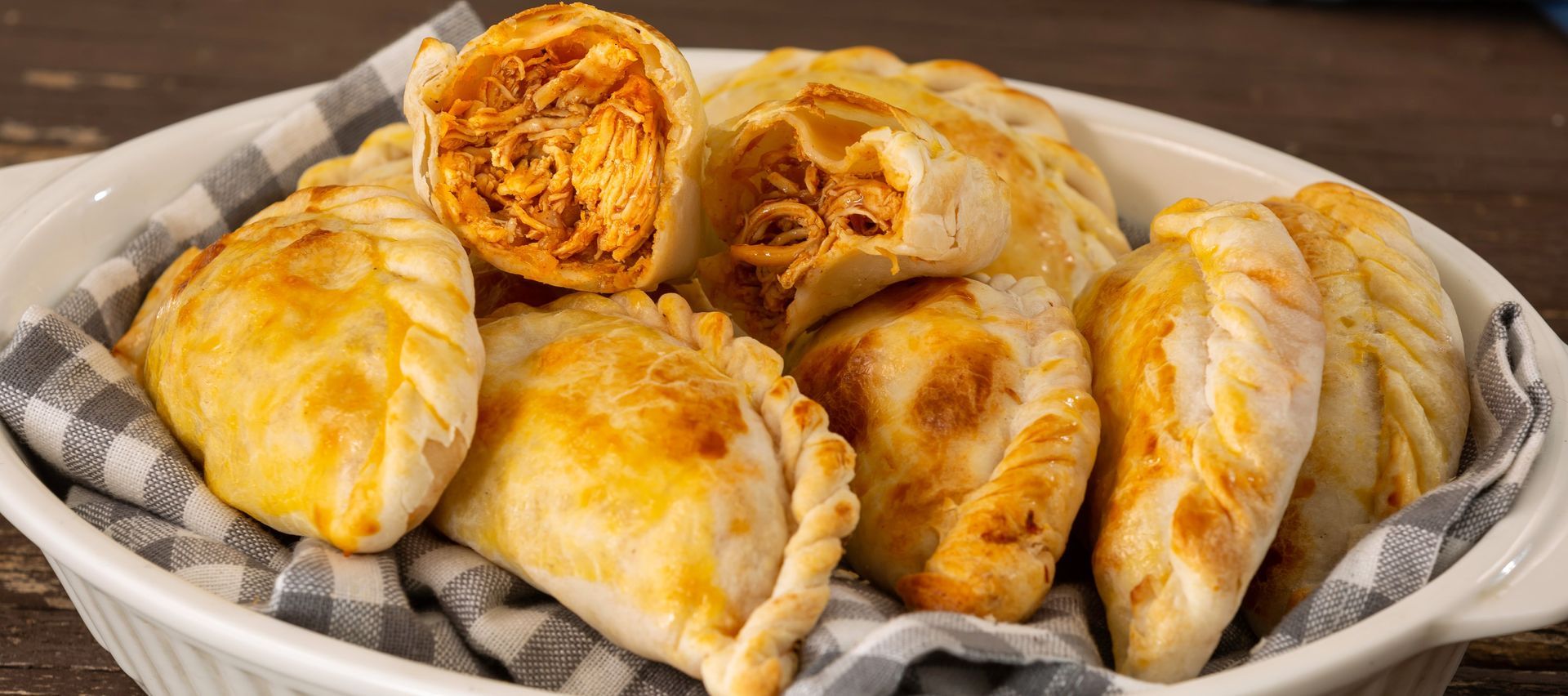Empanadas de Queso y Pollo
