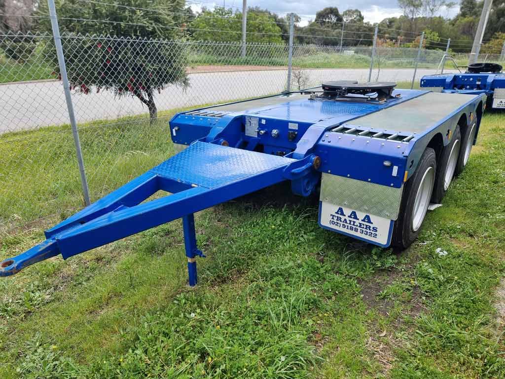 tri axle dolly