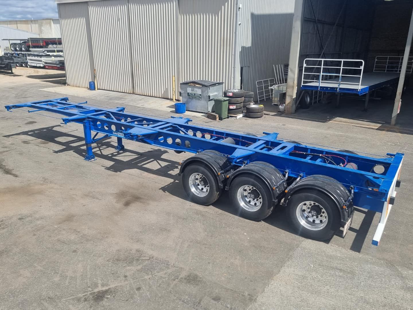 lightweight skeletal trailer