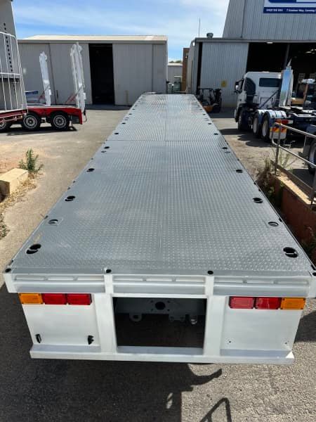 empty trailer