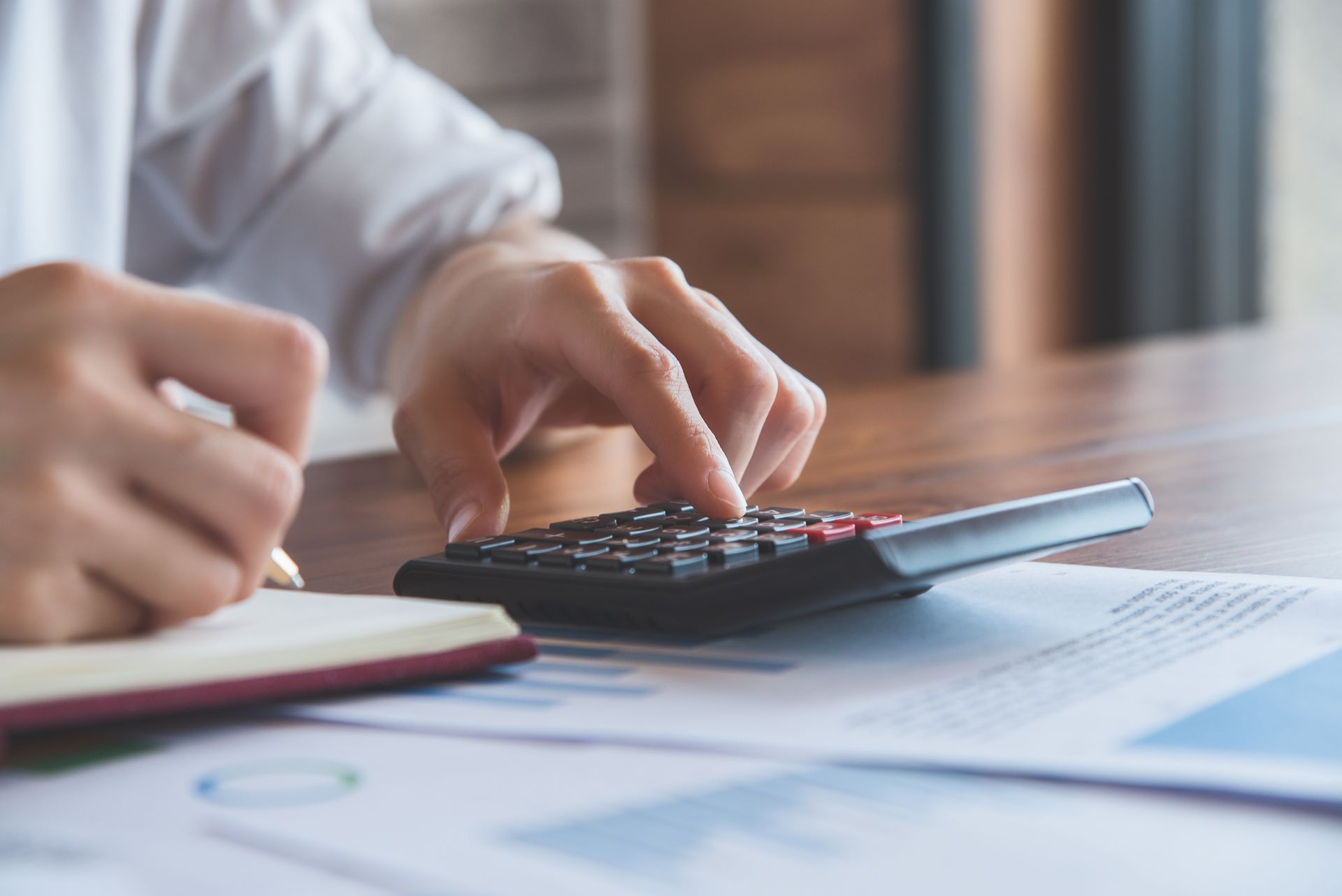 Analyzing financial documents
