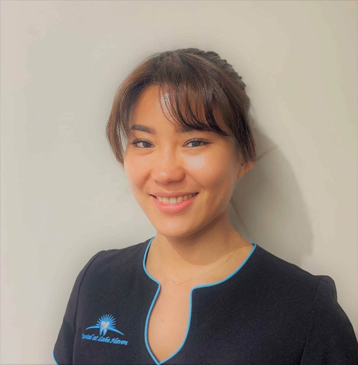 Dr Anna Yip — Associate Dentist