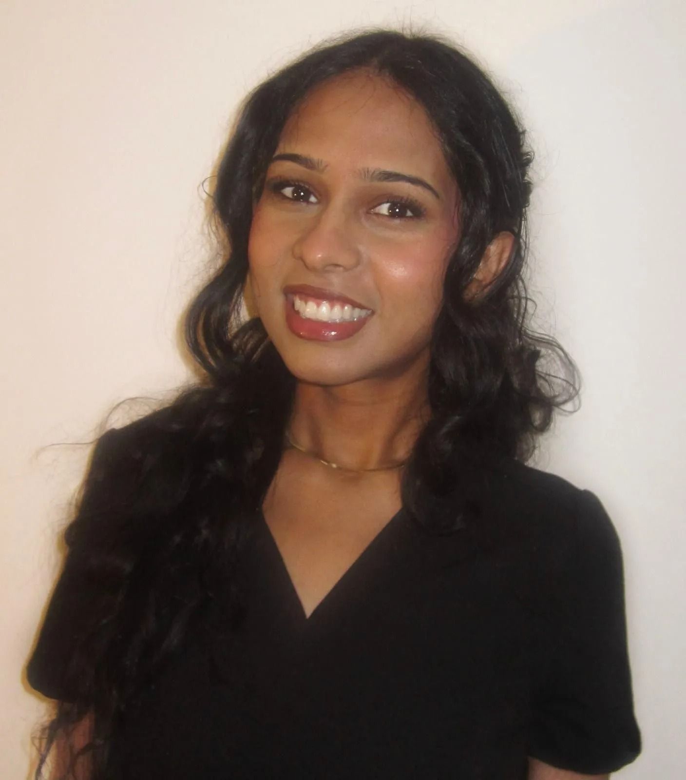 Dr Varsha Anton — Associate Dentist