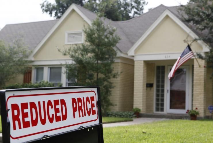 Reduced price sign
