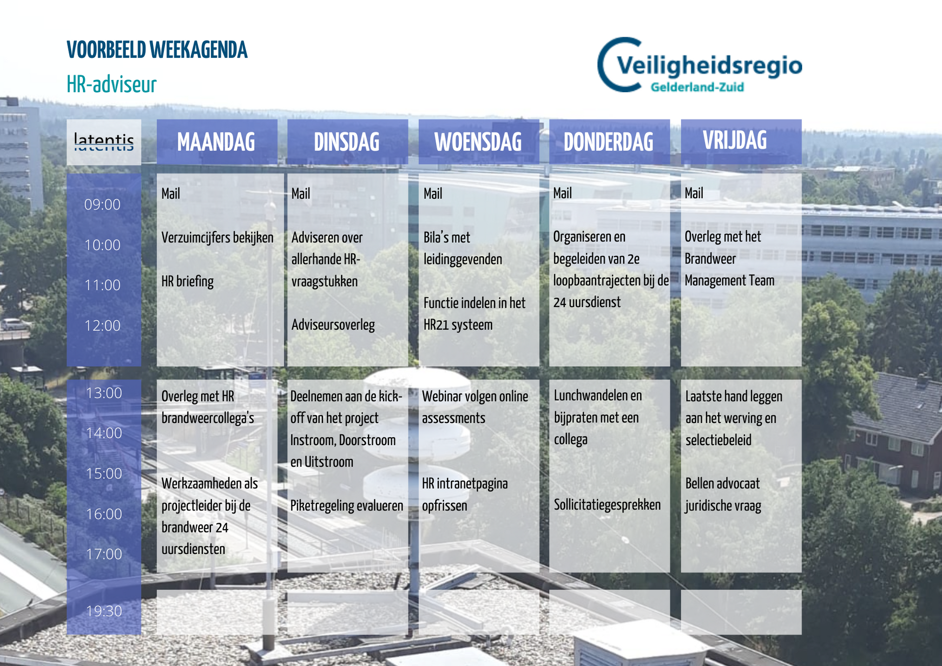 Een blauw-witte kalender met het woord Veiligheidsregio erop