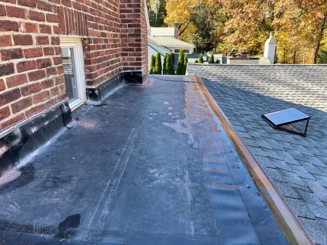 Roof Close Up View — Windsor, CT — HIG Roofing & Construction LLC