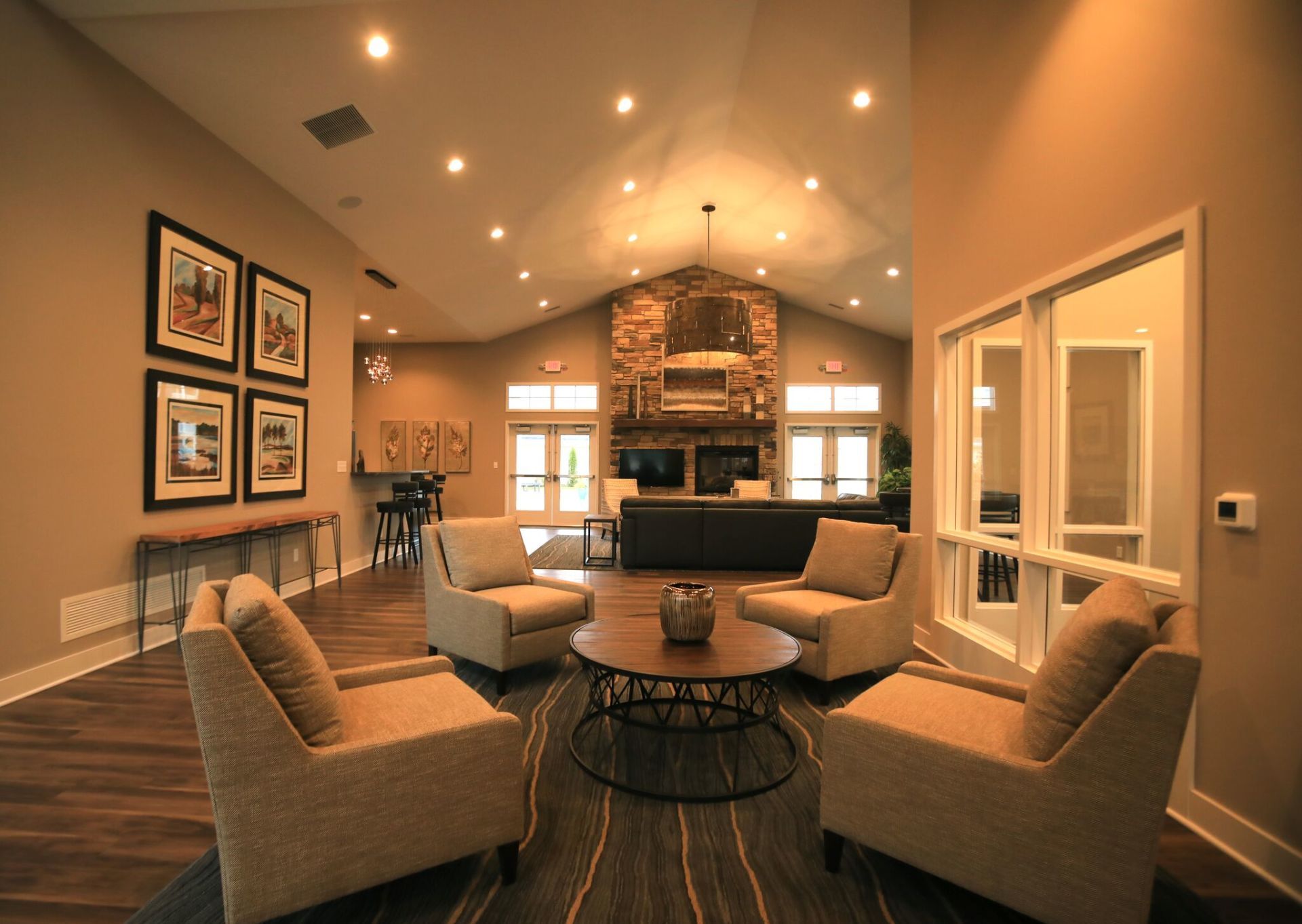 CLUBHOUSE