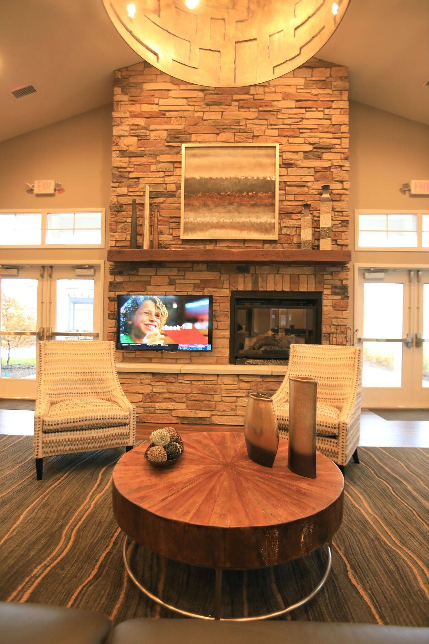 CLUBHOUSE