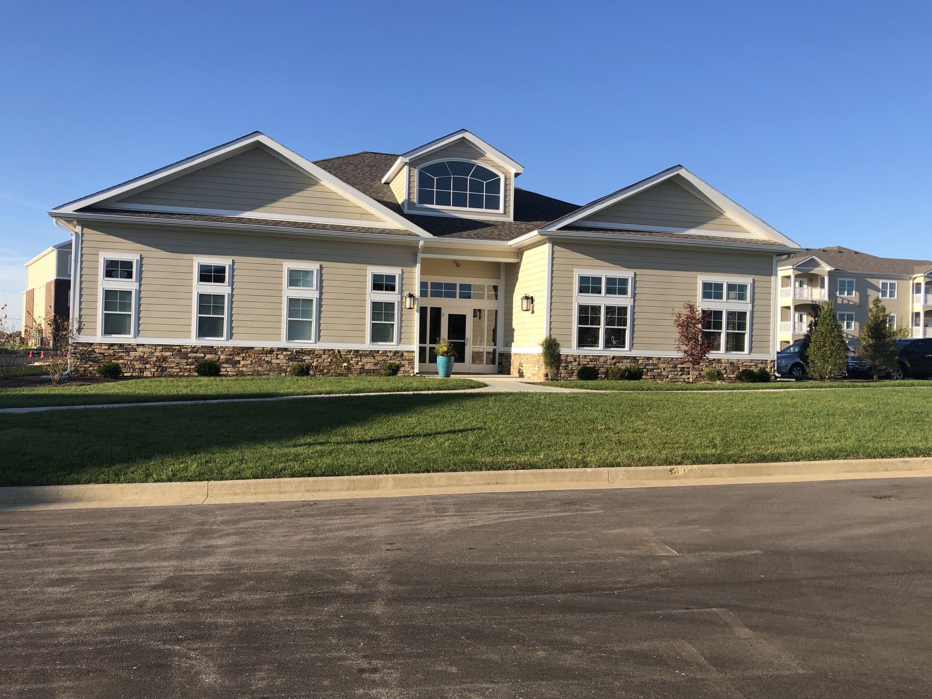CLUBHOUSE